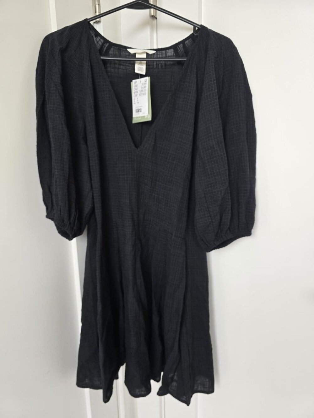 H&M Black V neck dress New with Tags - Small